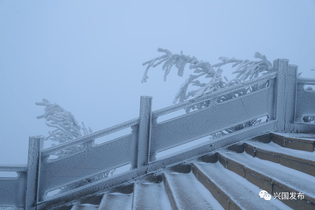 兴国雪景!看完图二,彻底沦陷了._大乌山