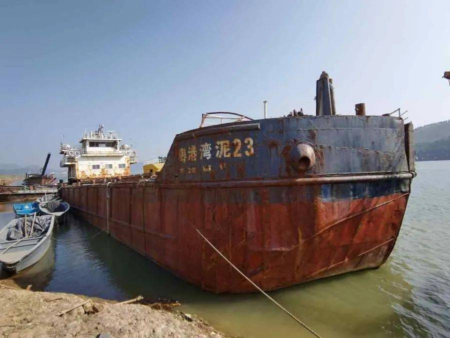 拍卖1612吨运泥船粤港湾泥23等船舶拍卖信息