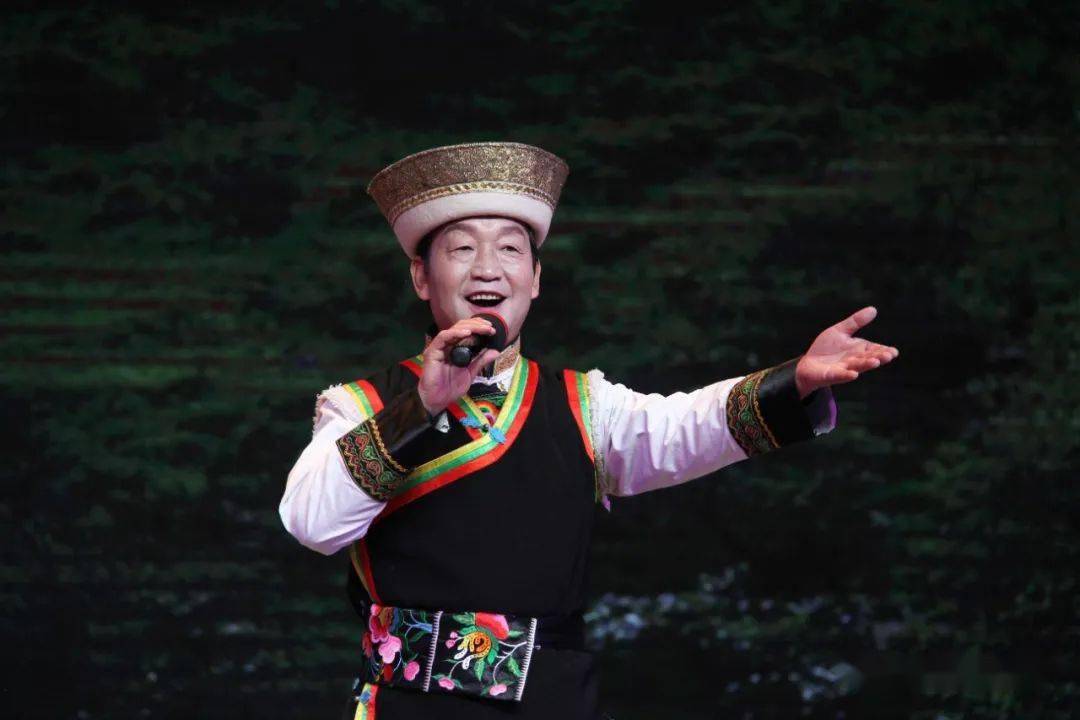 精选传播时代声音的好作品,邀请青海省"花儿王子"马俊,名家童守蓉等