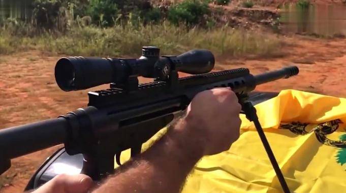 大口径点50bmg狙击步枪vs汽车引擎缸体都穿透了