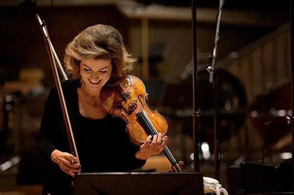 分享| 古典乐坛"金童玉女":卡拉扬&穆特合作录音全集 5cd