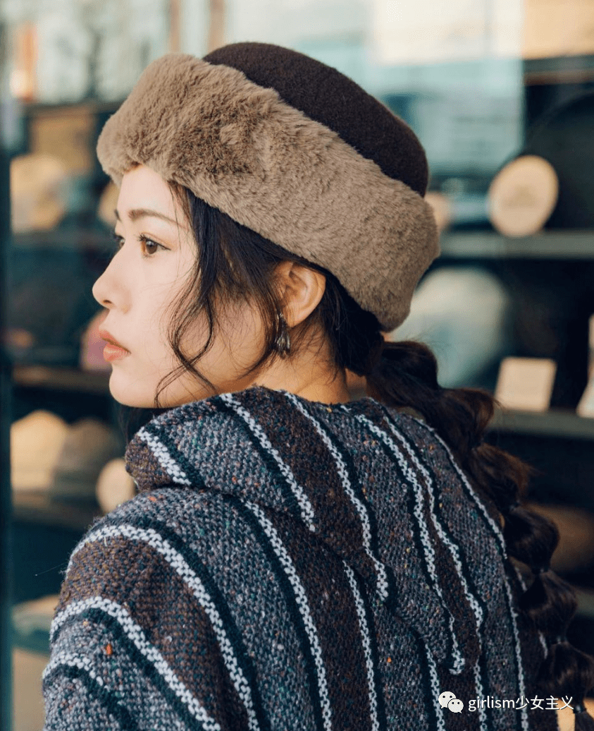 少女发型冬季帽子发型兼具可爱和温暖