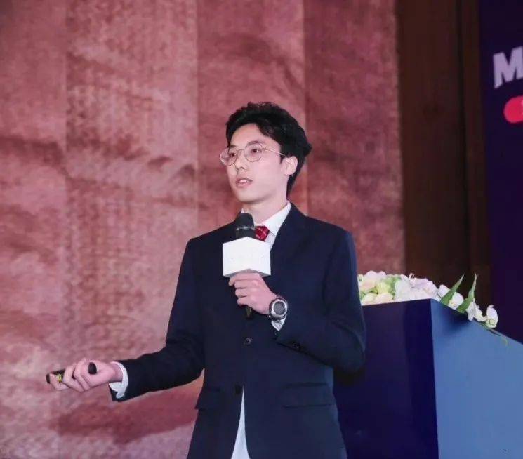 一出生就是"地狱困难模式",他的人生信条真实respect !