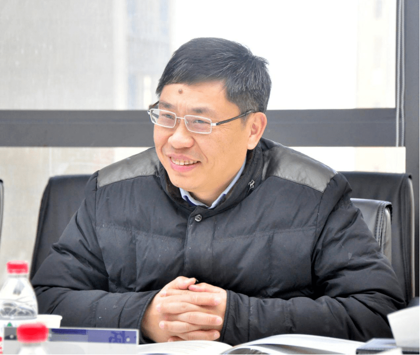 永业行武昌区委常委统战部部长胡勇一行莅临永业行