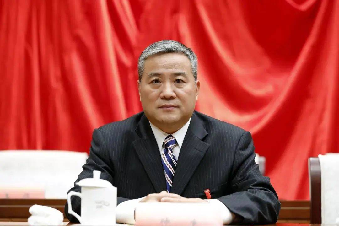 还记得曾经的宝应县委书记仲生吗?他现在