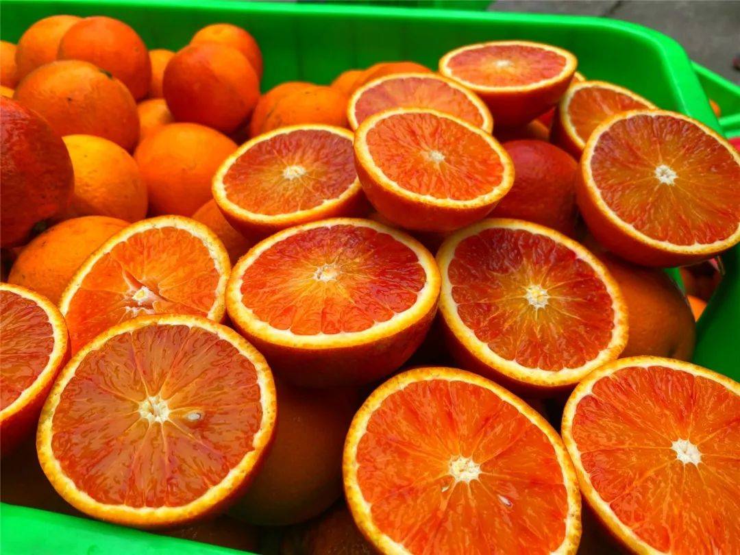 3元一斤下口爆汁资中这里的血橙熟了