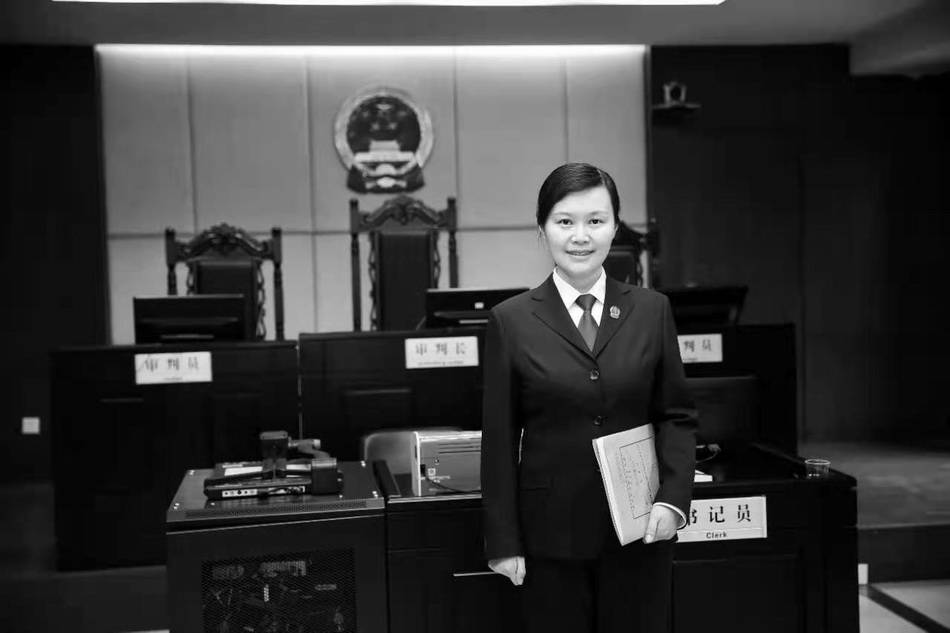 湖南高院女法官之死：在微信聊天中，她一直称凶手为“慧”插图