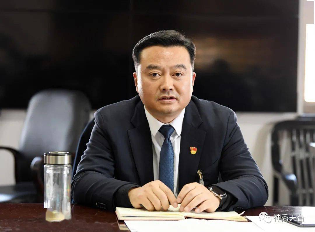 崔波在参加第三第四第七代表团审议时指出锚定奋进目标鼓足争先干劲