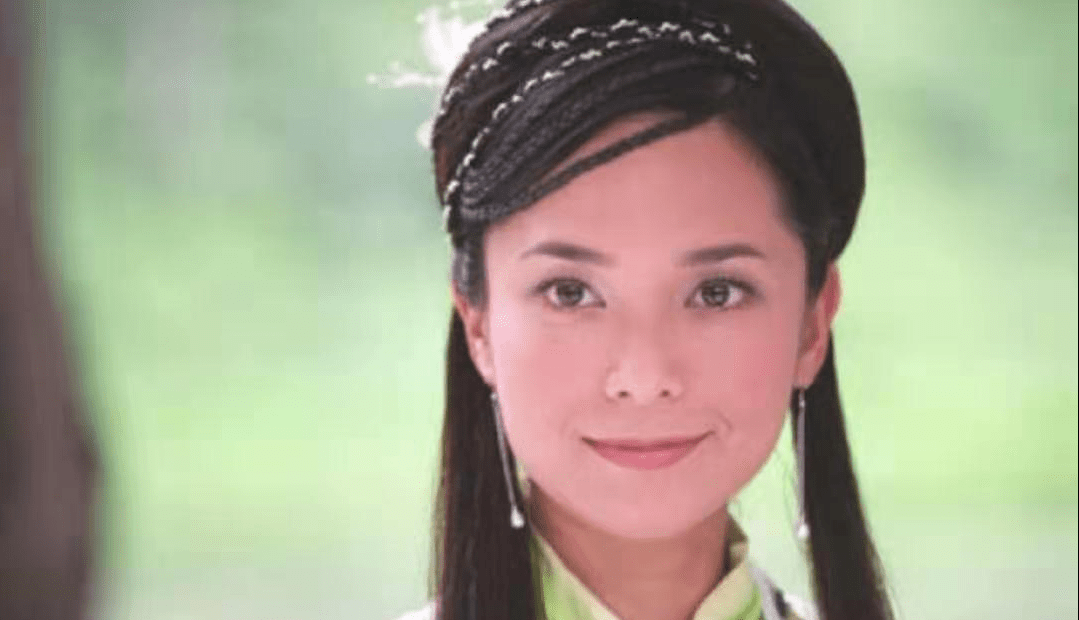 复出古装女神郭羡妮晒剧本宣布拍剧为追二胎阔别荧幕6年