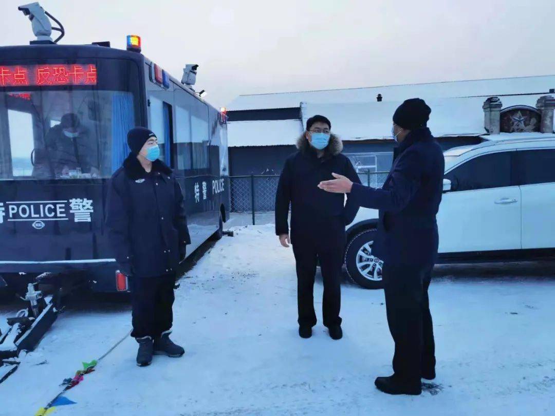 工作动态嘉荫县委书记陈旭深入基层一线开展疫情防控督导检查