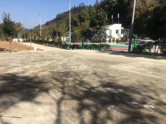 石狗镇人居环境逐提升美丽乡村入画来