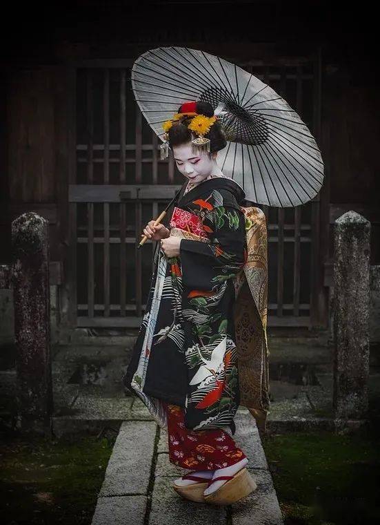 摄影师镜头下的日本艺妓