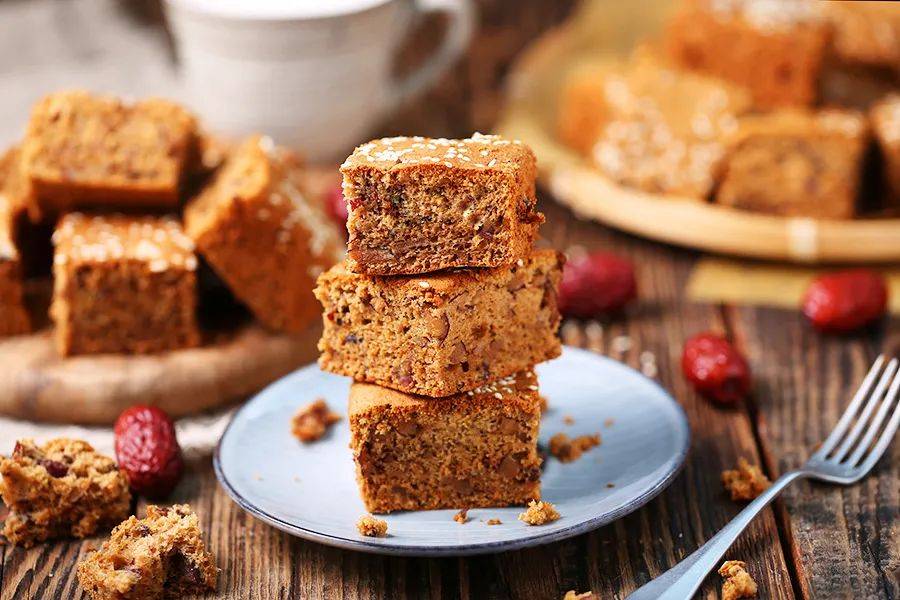 马卡龙小魔女 点击图片进入小程序,查看 图文菜谱 - 食材清单 - 红枣