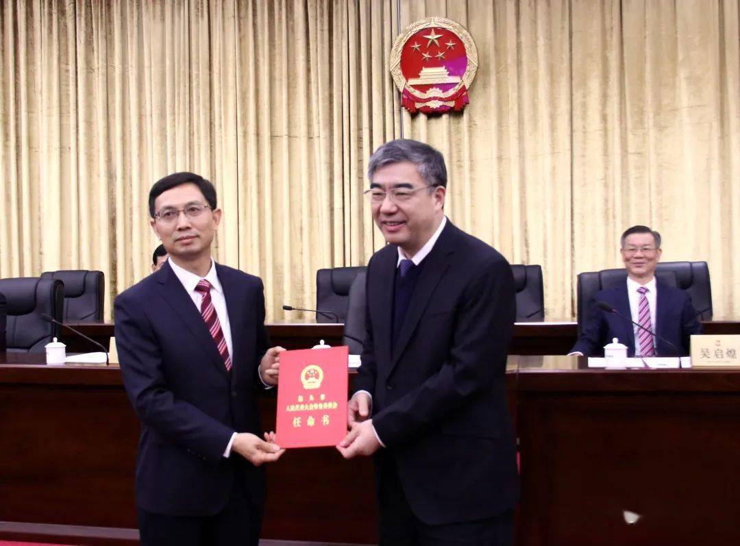 宁都籍官员曾风保任广东省汕头市代理市长