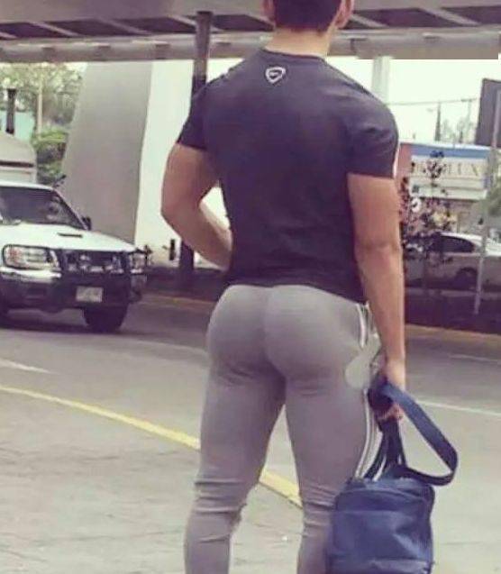 男生屁股练那么翘能干嘛