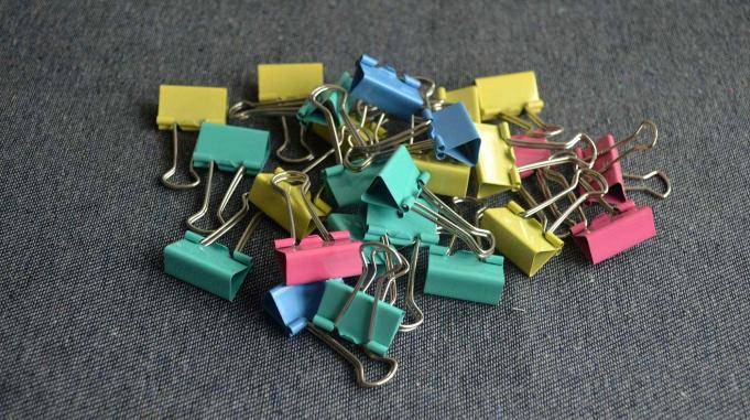 燕尾夹的3大妙用,看到就是赚到,1个比1个好用,看到快收藏