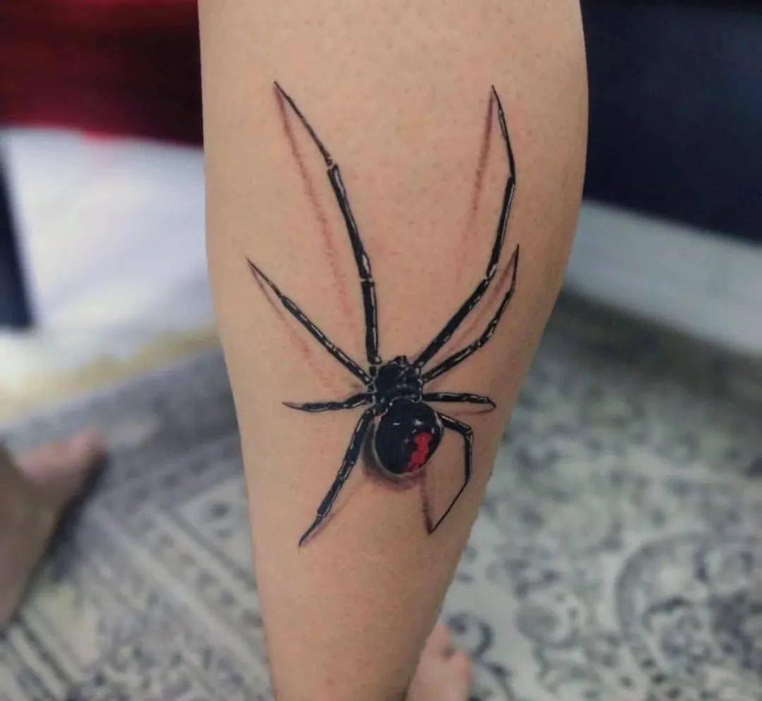 女人纹身纹蜘蛛好吗图片