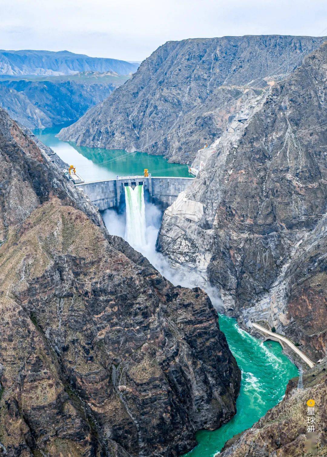 【这里是中国】10万座大坝的诞生!