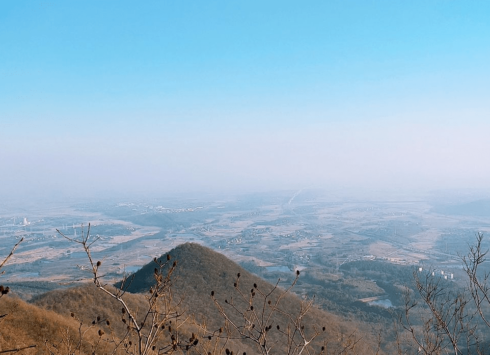 1月拍攝含山縣政府市政公園小塘 作品描述:從貧困村到省特色旅遊名村