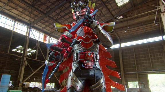 假面骑士tyrant对战巴隆只要使用这锁种变身者就会成怪物