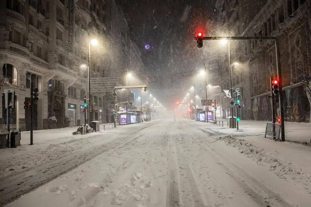 真实城市雪景图片图片