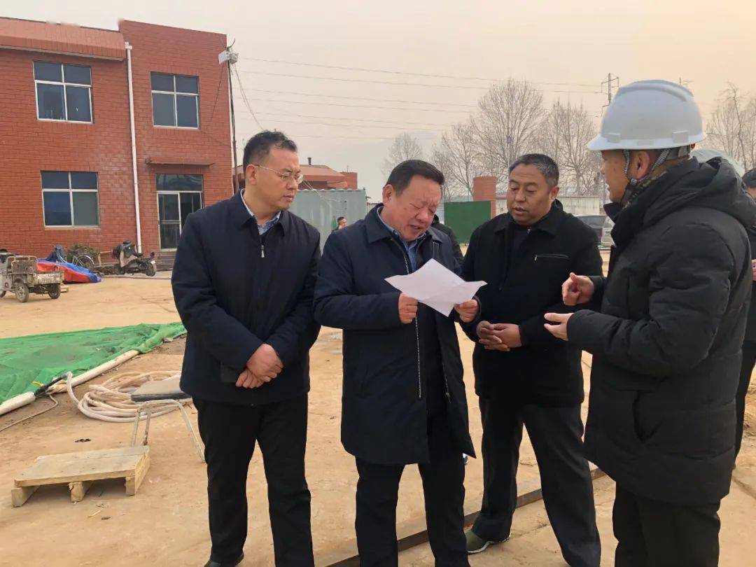 弘扬正气崇尚实干区发改局局长孟宪德带队到张夏街道现场检查指导重点