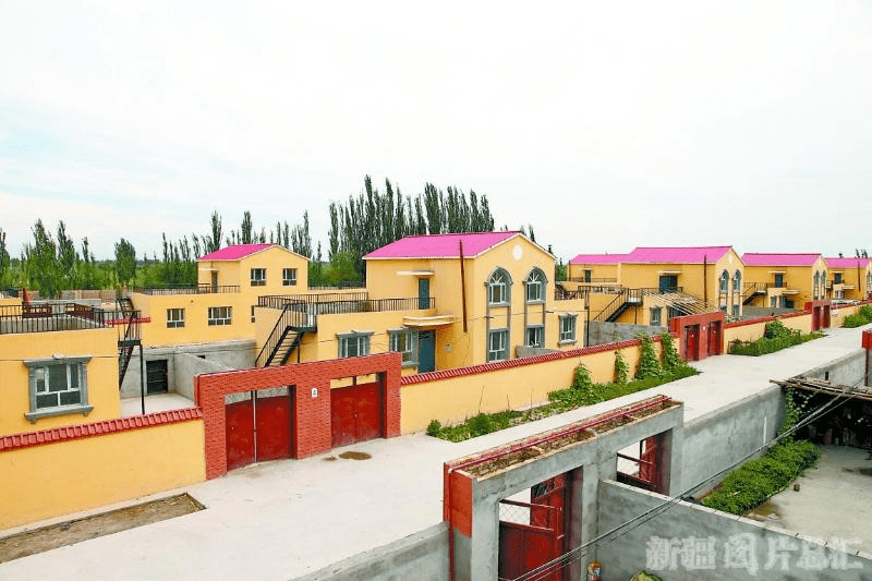 新疆美丽宜居乡村建设展现新面貌,建成农村安居房116