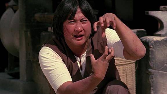 林世荣猪肉荣大战高霸天老乞丐指点他武功让他使出龙形拳