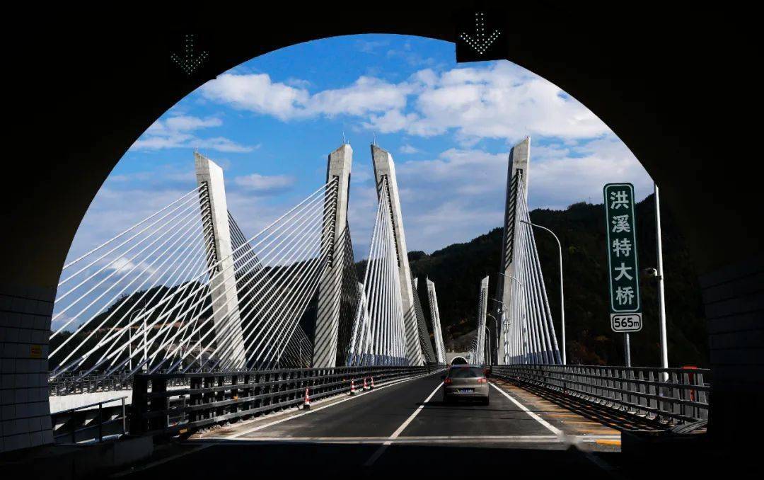 携手奔向幸福路文泰高速开通一个月啦