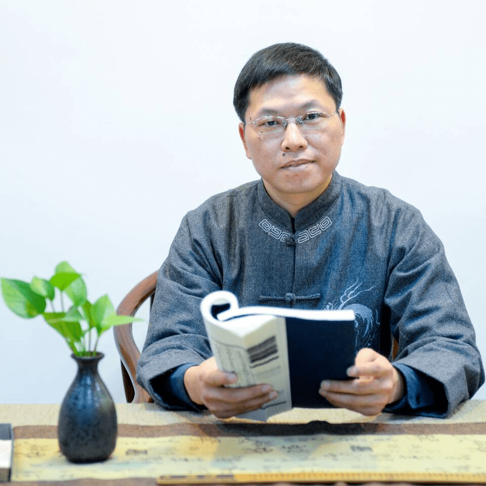 谢伦波:国学讲师,管理顾问,成长教练,清华大学,北京大学,人民大学