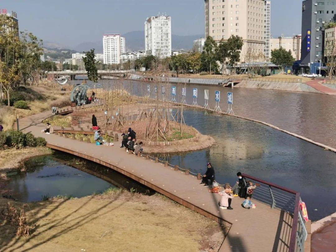 【曝光臺】月亮湖溼地公園二期這些不文明行為 我們來曝光_西昌