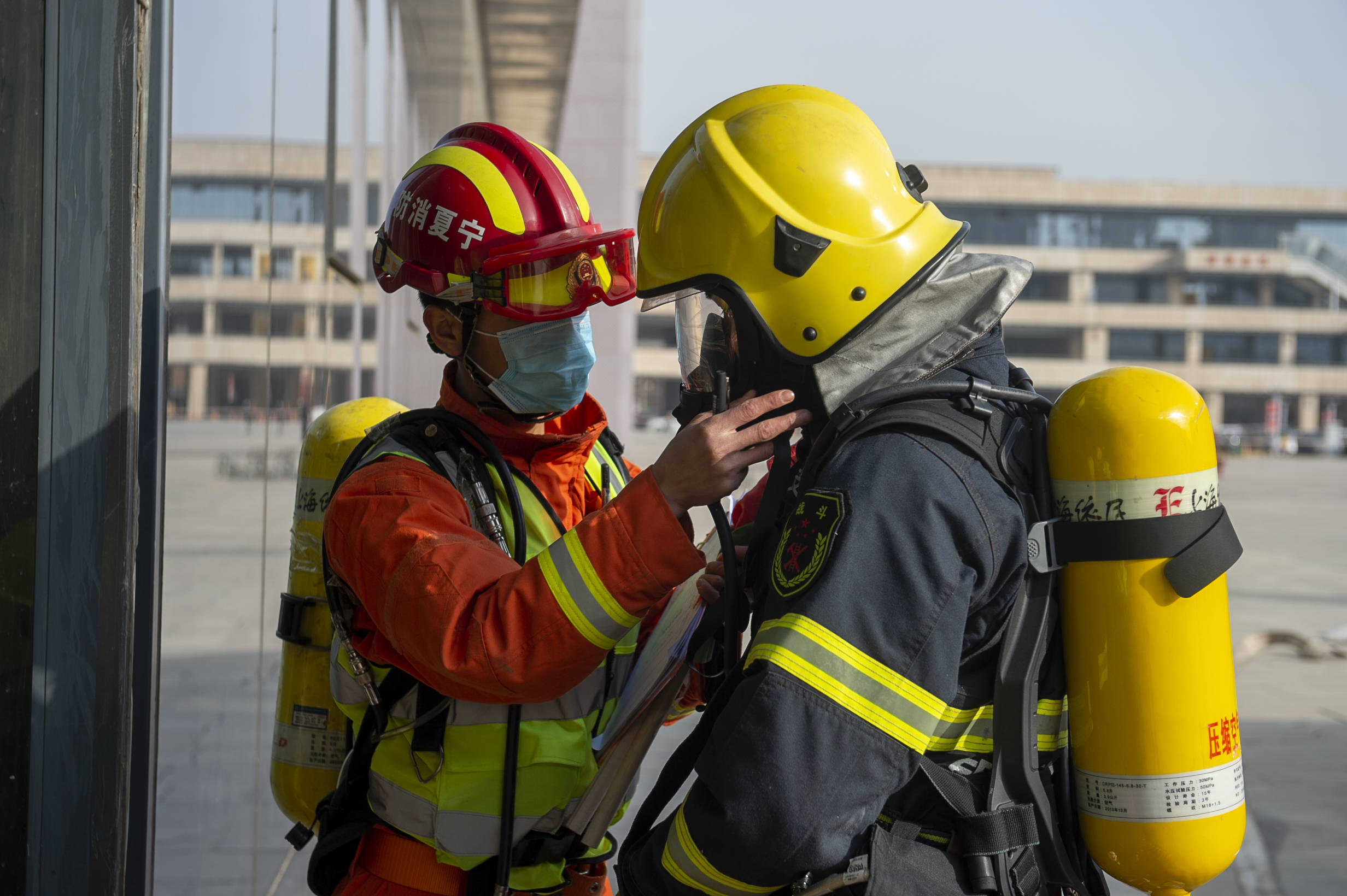 宁夏银川开展灭火救援实战演练