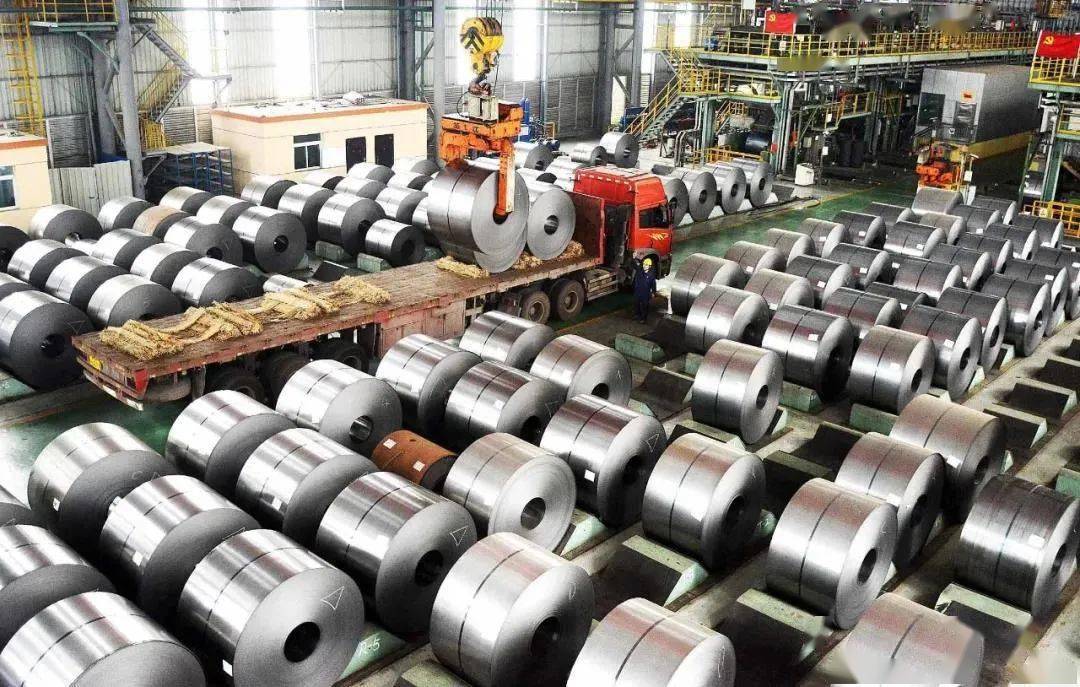 钢铁产业成为我市首个千亿产业