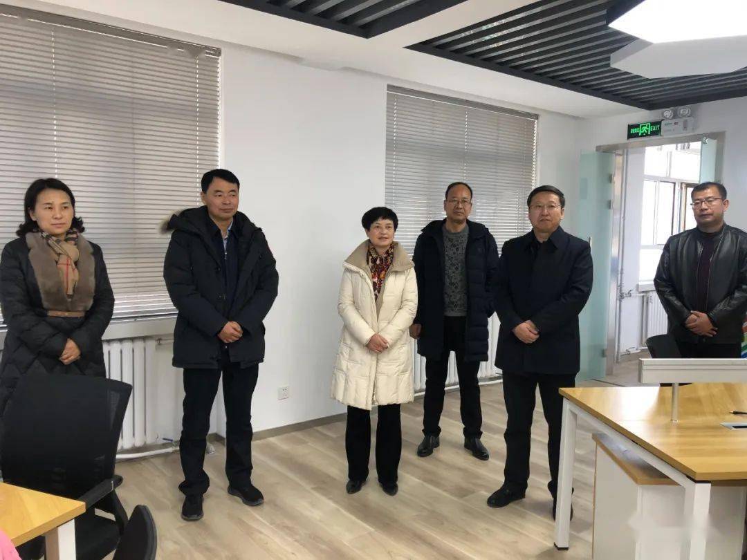 县委常委,副县长李考明,县委常委,宣传部长王正芳一同调研