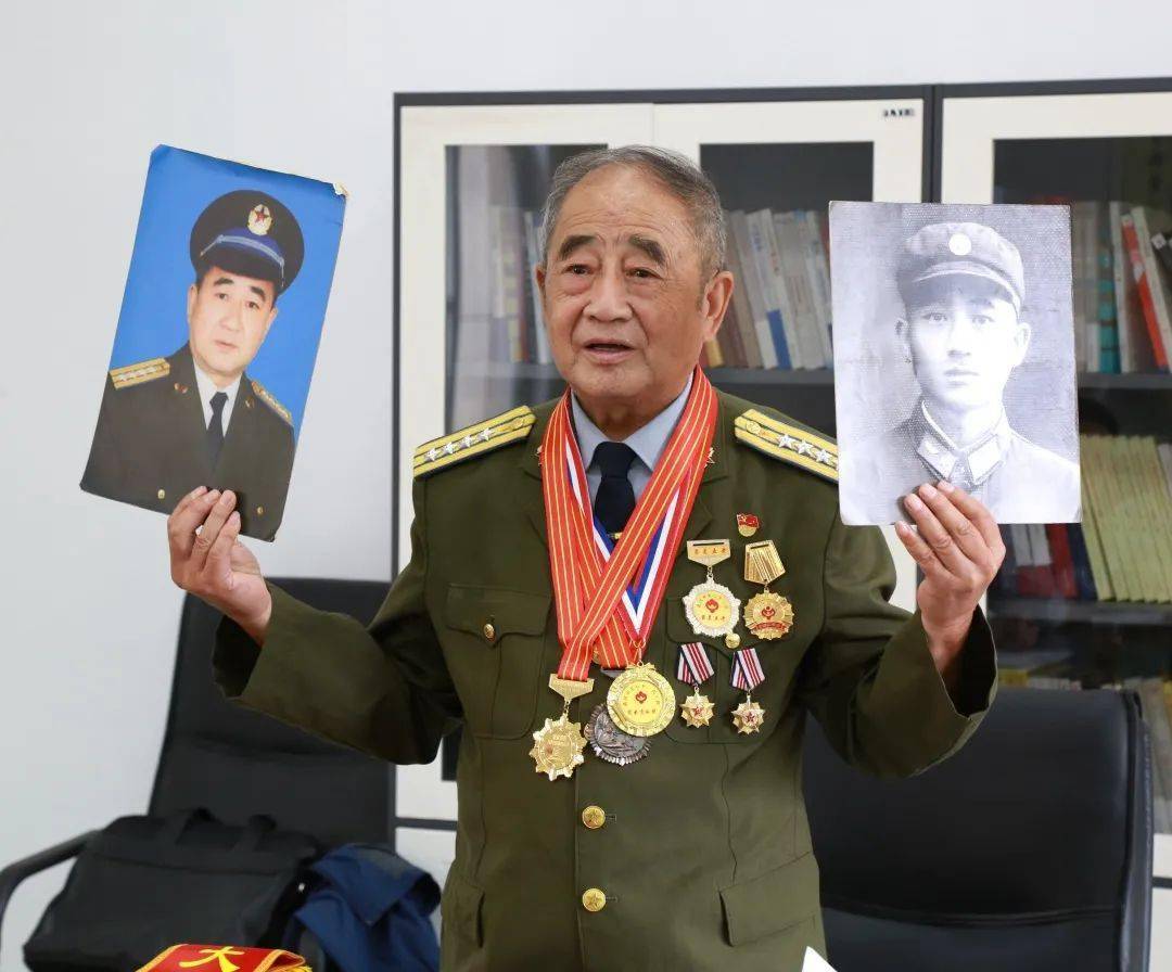 首场直播由老党员毛兰成对话来自武汉旅游体育集团有限公司的90后青年