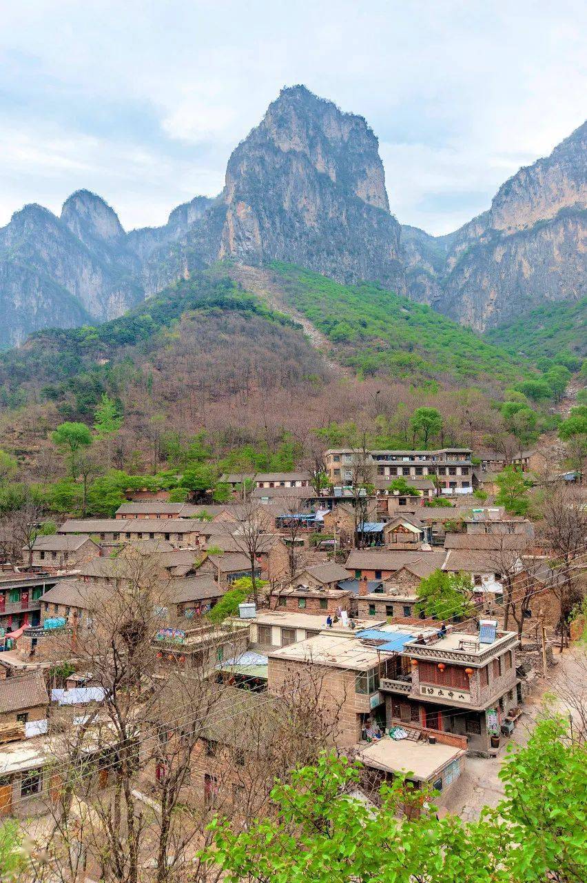 中国最危险的村庄中国第一影视村郭亮村