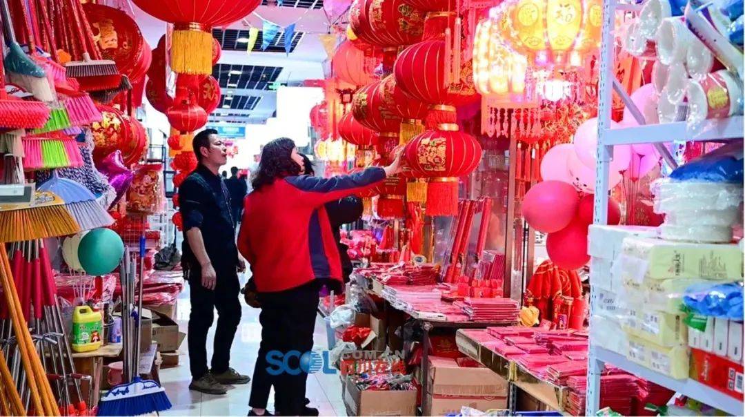 巴中"春节气氛组"已上线,你家装饰上了吗?_灯笼