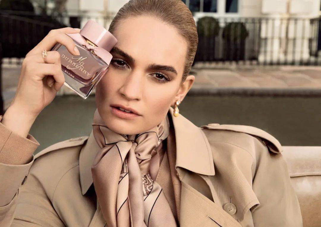 burberry博柏利美妆盛大开业