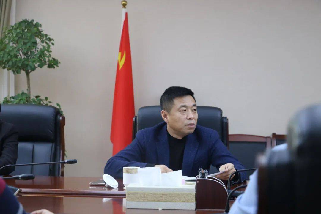 【防疫部署】我区召开疫情防控工作会议_秦豹