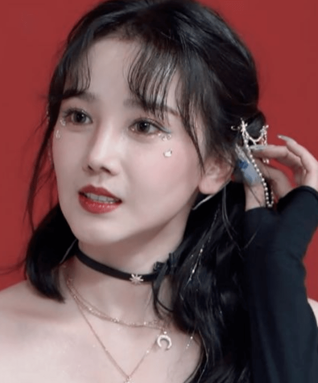 浪姐2陈小纭颜值引热议脸部僵硬不自然曾自曝整容数十次