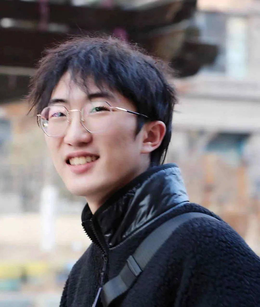 海燕精品选读朴竣麟子一代的战场评论