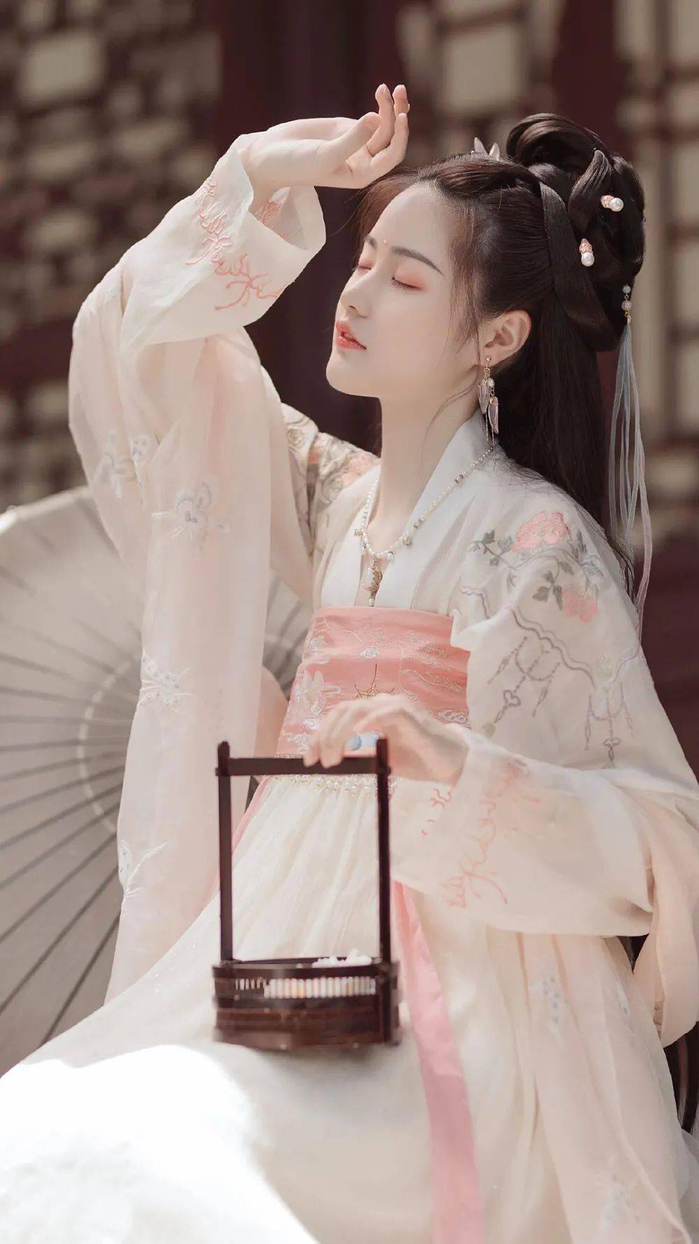 古风歌麟犀咏裳一木一花一生一败一世一现顾回景夕灵犀阅诗篇