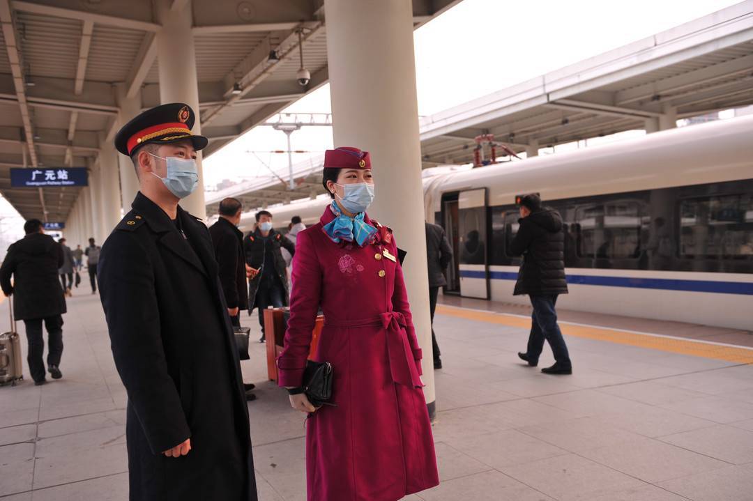 春运期间四川广元车务段预计发送旅客77万人次 除夕为客流高峰丨路