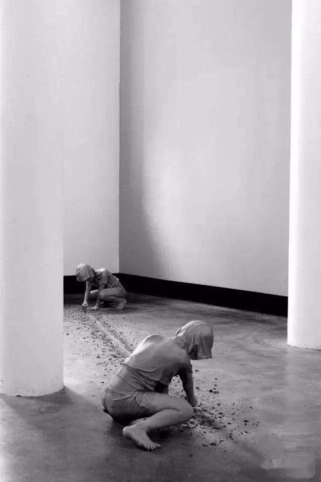 雕塑家丨gregor gaida —— 其作品具有强烈的画面感和真实感