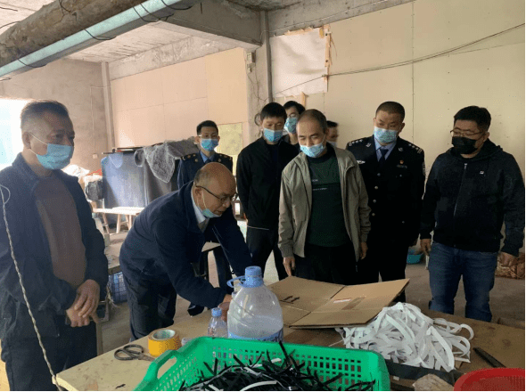 市领导林庆峰前往池店镇督导春节节前安全生产工作,镇党委书记吴尊意