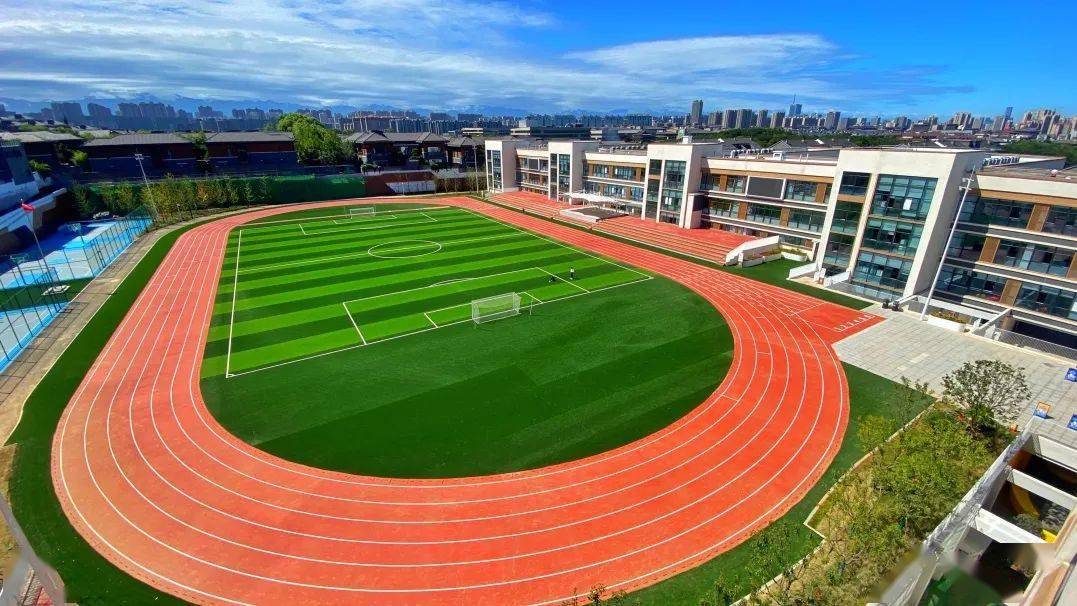 曲江第一小学最新招聘10大学科教师含体音美心理等