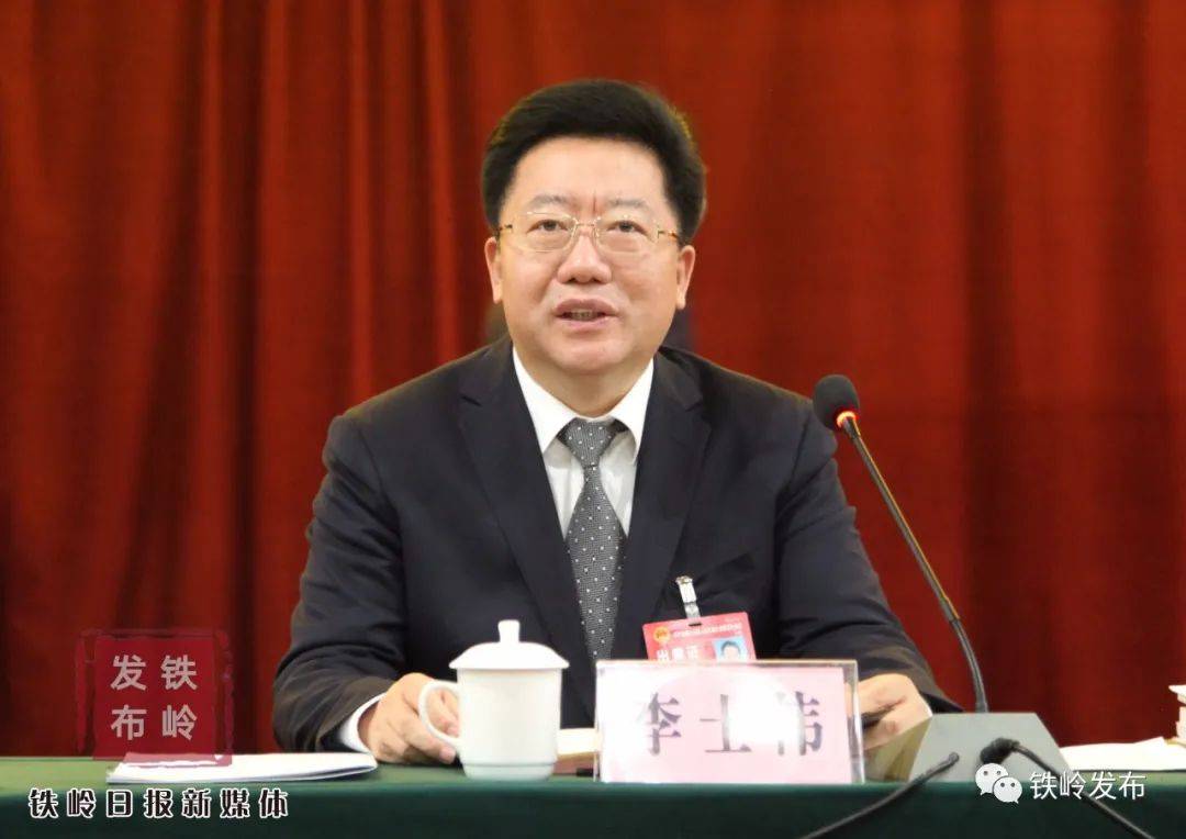 省十三届人大五次会议开幕 我市代表团听取审议省政府工作报告
