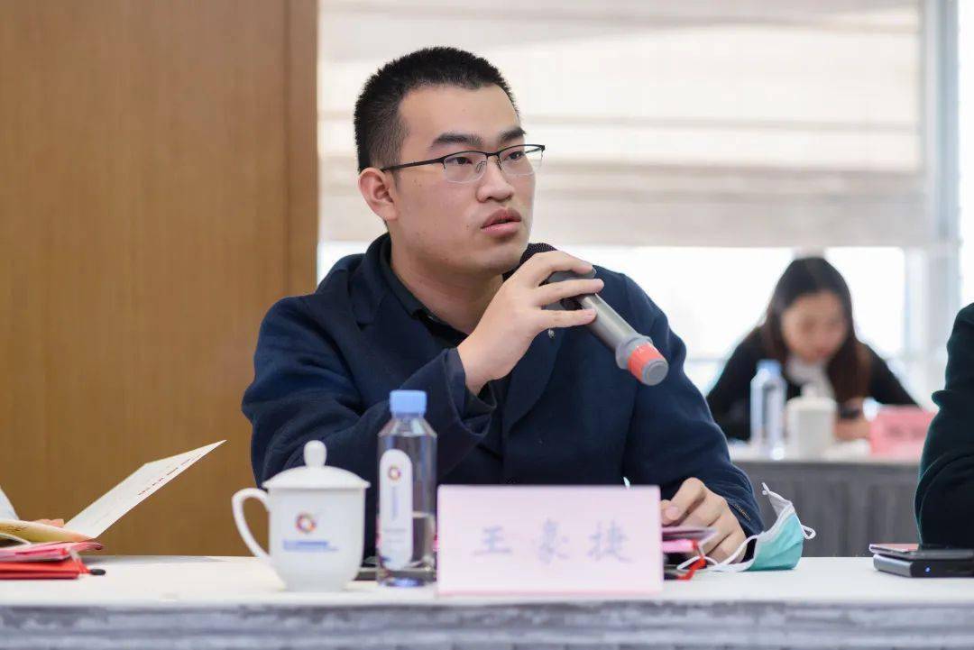 谈感想"家燕归巢·智汇温州"座谈会市委组织部人才工作处马晓文结合