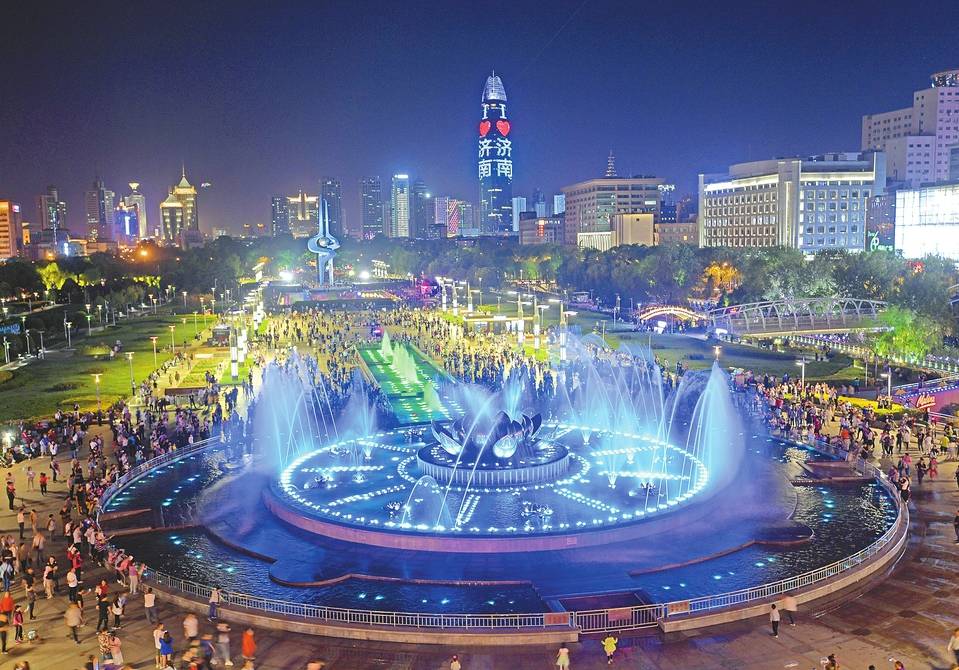 2020消费gdp_中国消费占gdp比重图