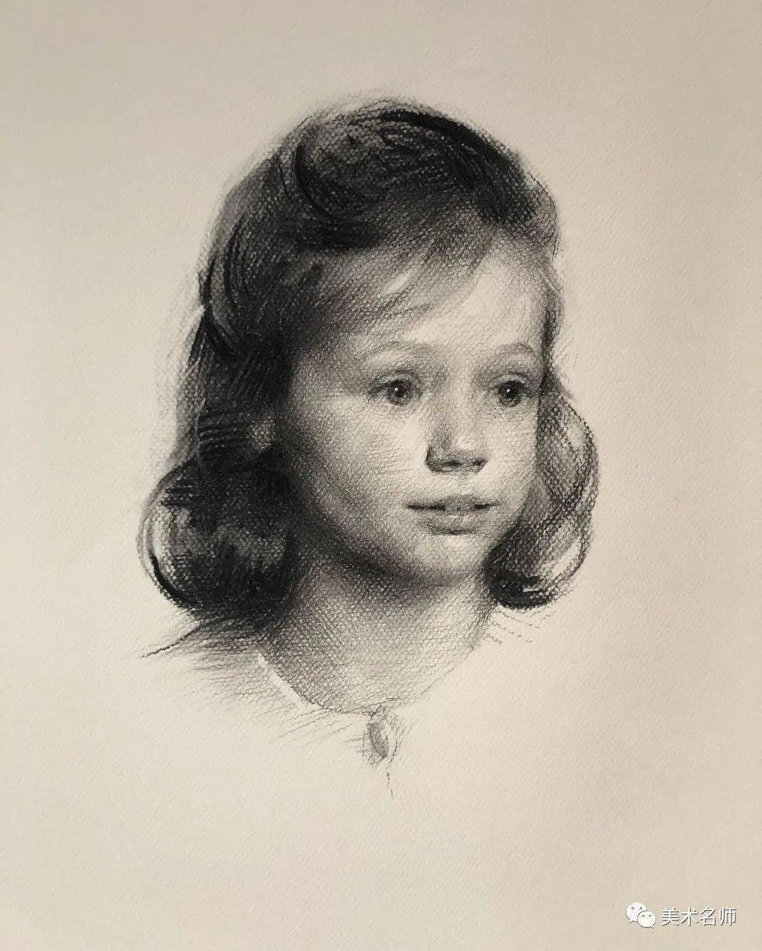 简洁灵动的素描把肖像画出了灵魂